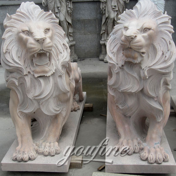 Decorative Life size Hand Carved Yellow Marble Lion Sculptures for sale